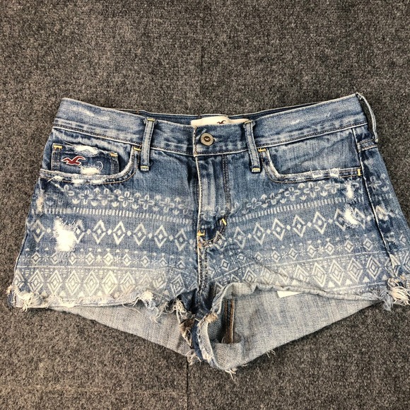 Hollister Distressed Denim Shorts Aztec Print Size 5 Women's - Picture 1 of 6